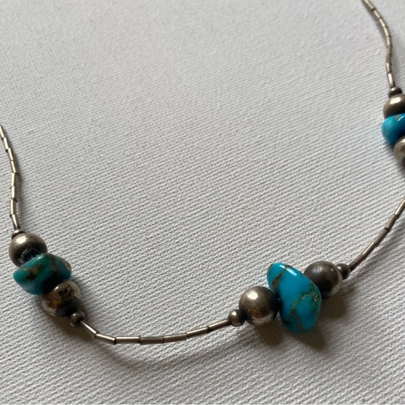 Vintage Turquoise Nugget Beaded Necklace Silver Choker - Picture 2 of 5